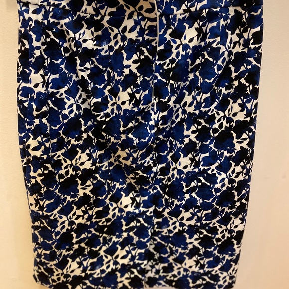NWT 00 Jcrew printed pencil skirt - Picture 6 of 6
